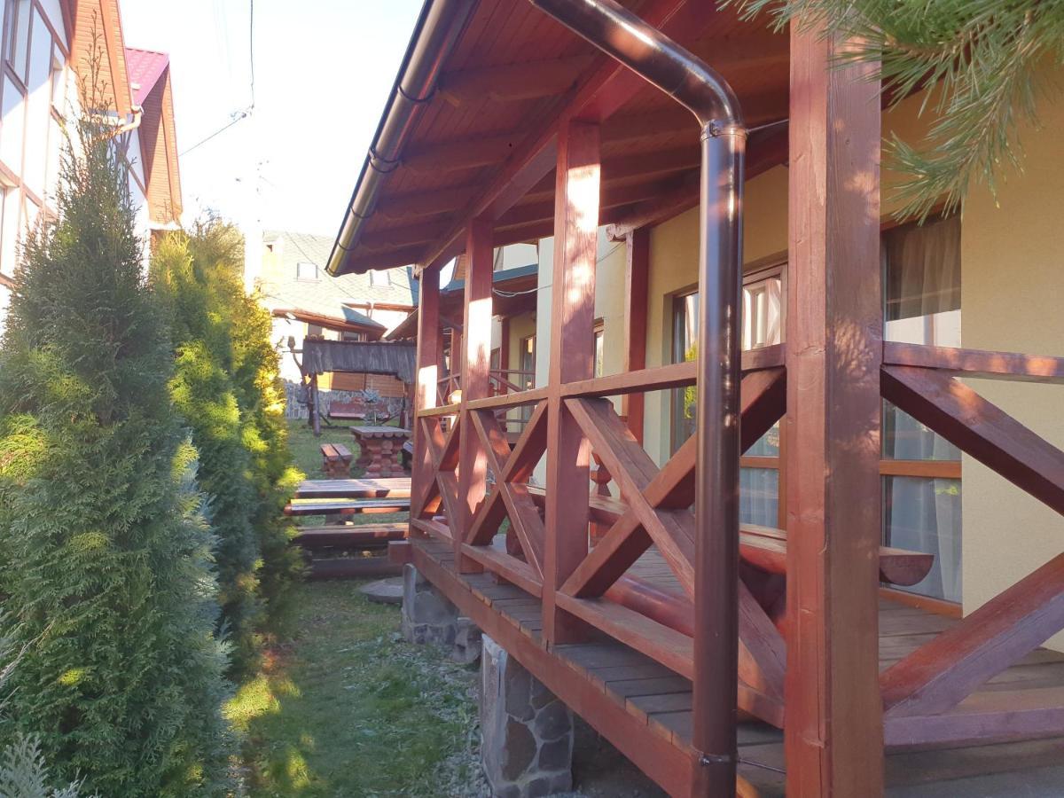 Chalet 888 Cottages Palyanytsya Ngoại thất bức ảnh
