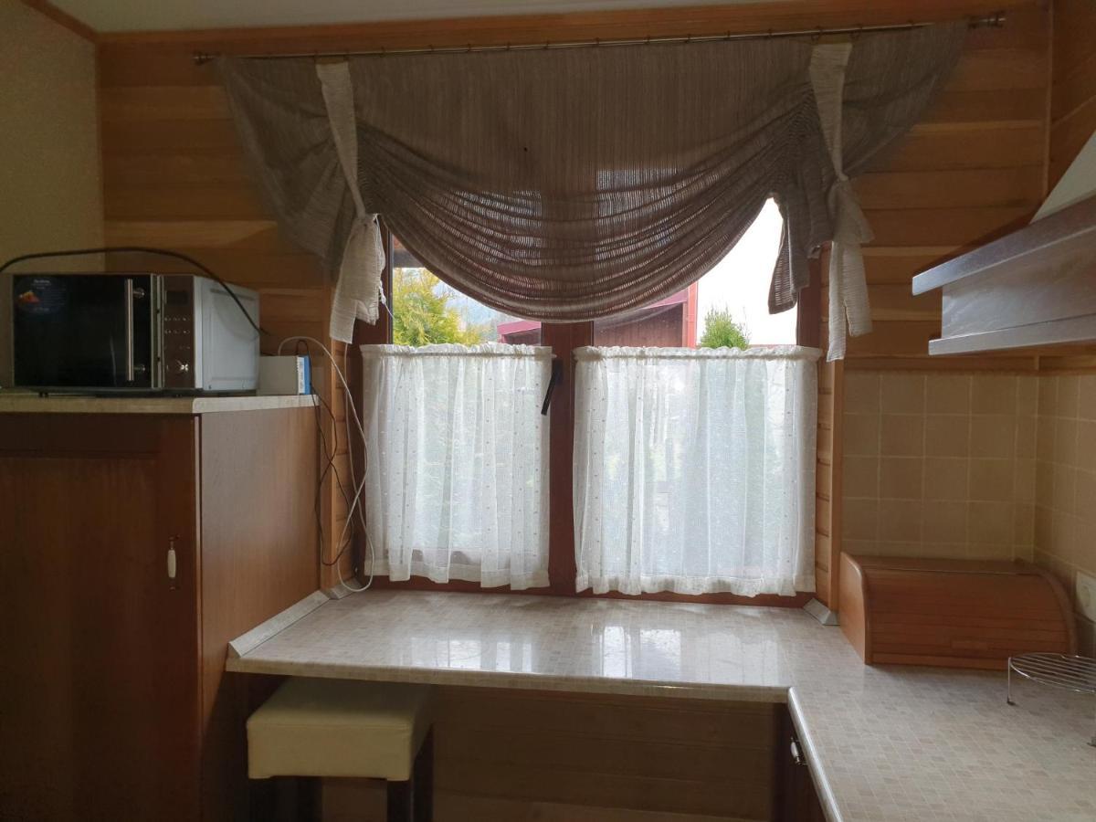 Chalet 888 Cottages Palyanytsya Ngoại thất bức ảnh
