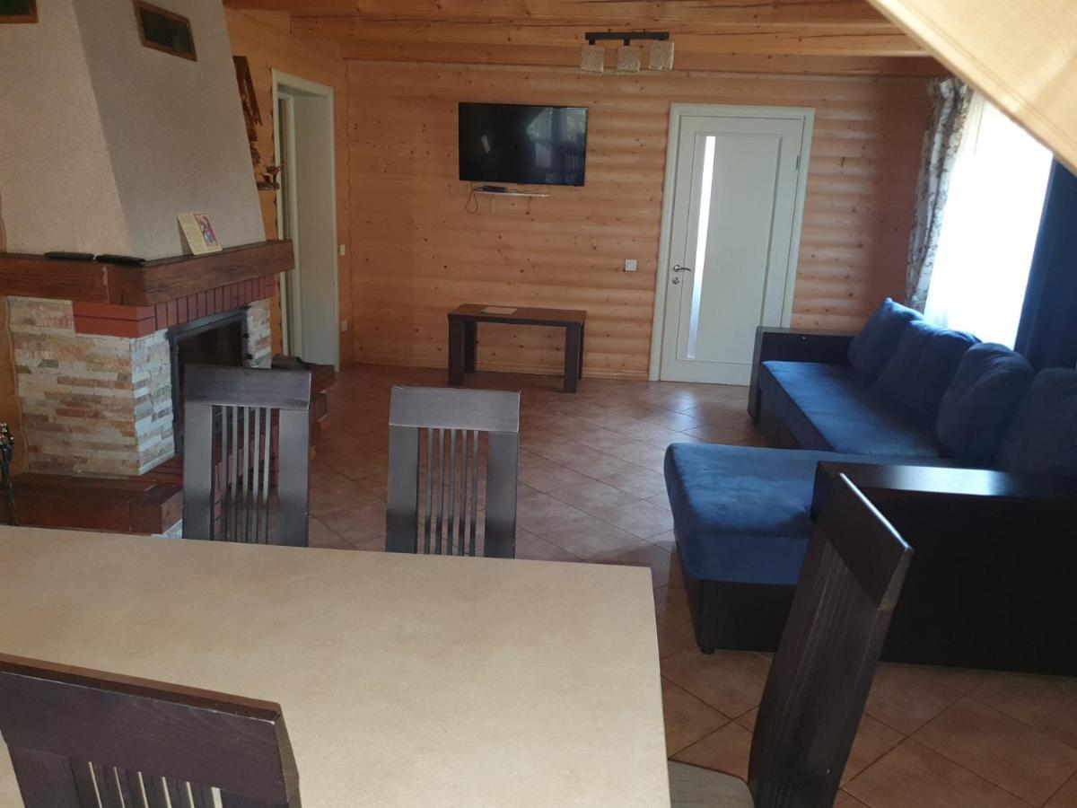 Chalet 888 Cottages Palyanytsya Ngoại thất bức ảnh