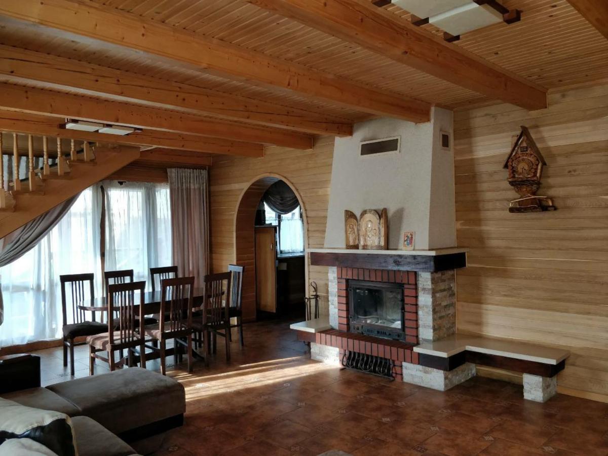 Chalet 888 Cottages Palyanytsya Ngoại thất bức ảnh